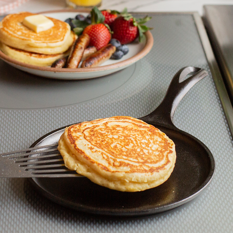 1_L6OG_9-Inch-Griddle_Low-Sidewalls_800x800_20_281_29.png