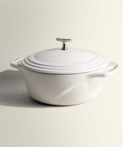 USA Enamel? Cast Iron Dutch Oven
